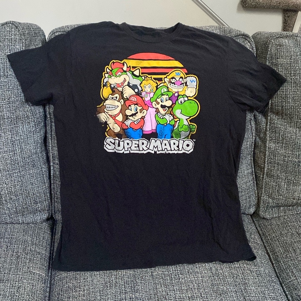 Super Mario Brothers (Nintendo) Black Graphic T- Shirt, Size L